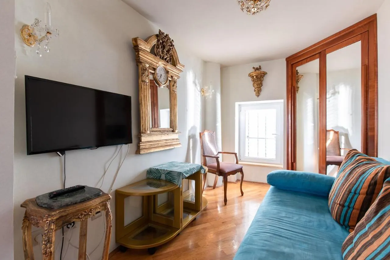 Apartment Top Notch With Sea View باشْكا